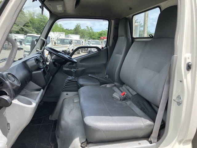 日野デュトロ平ボディ小型（2t・3t）[写真31]