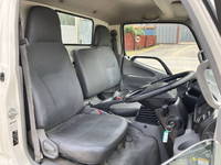 日野デュトロ平ボディ小型（2t・3t）[写真33]