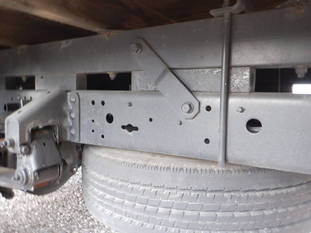 三菱ふそうキャンタークレーン3段小型（2t・3t）[写真14]