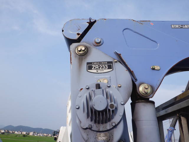 三菱ふそうキャンタークレーン3段小型（2t・3t）[写真16]