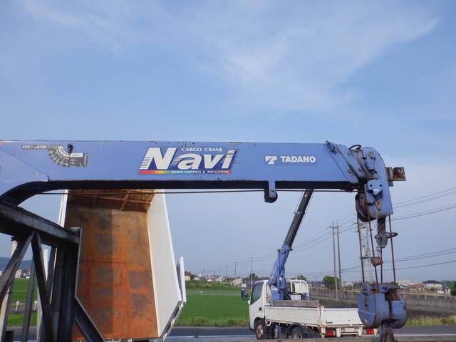 三菱ふそうキャンタークレーン3段小型（2t・3t）[写真19]