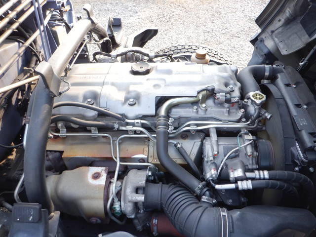 三菱ふそうキャンタークレーン3段小型（2t・3t）[写真23]