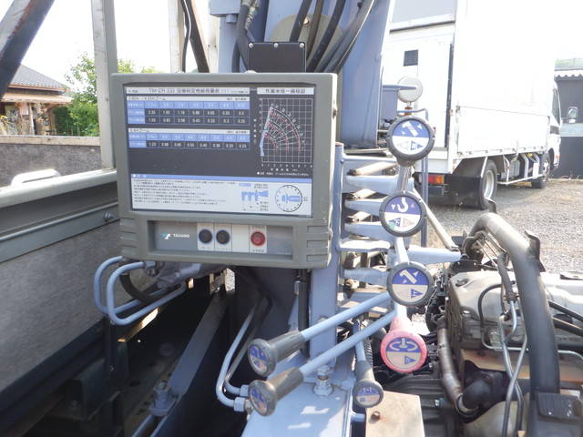 三菱ふそうキャンタークレーン3段小型（2t・3t）[写真24]