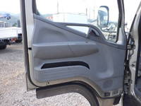 三菱ふそうキャンタークレーン3段小型（2t・3t）[写真27]