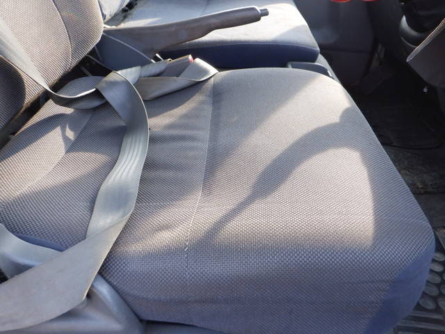 三菱ふそうキャンタークレーン3段小型（2t・3t）[写真31]