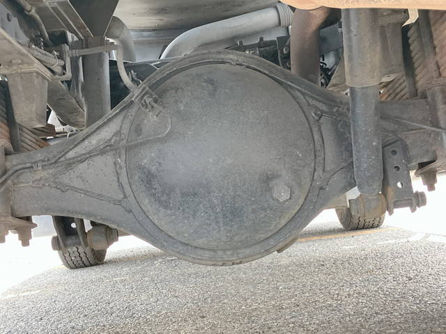 いすゞエルフ汚泥吸引車小型（2t・3t）[写真24]