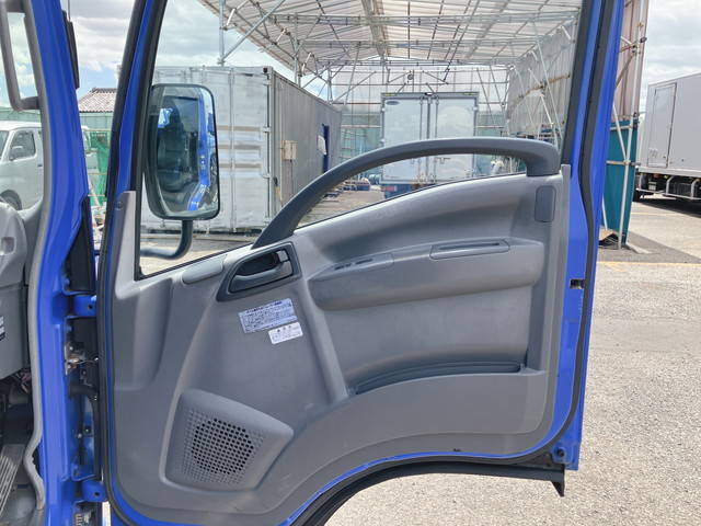 いすゞエルフ汚泥吸引車小型（2t・3t）[写真29]