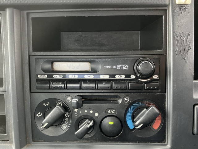 いすゞエルフ汚泥吸引車小型（2t・3t）[写真38]