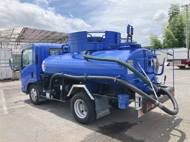 いすゞエルフ汚泥吸引車小型（2t・3t）[写真04]