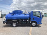 いすゞエルフ汚泥吸引車小型（2t・3t）[写真07]