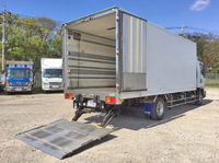 いすゞフォワード冷凍車（冷蔵車）中型（4t）[写真02]