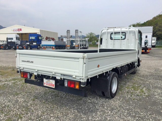 日産アトラス平ボディ小型（2t・3t）[写真02]