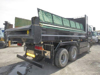 いすゞギガダンプ大型（10t）[写真02]