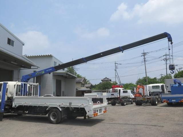 いすゞフォワードセルフクレーン4段中型（4t）[写真21]