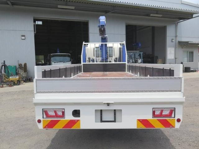 いすゞフォワードセルフクレーン4段中型（4t）[写真08]