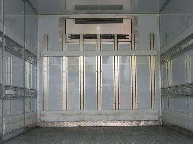 日野レンジャー冷凍車（冷蔵車）中型（4t）[写真16]