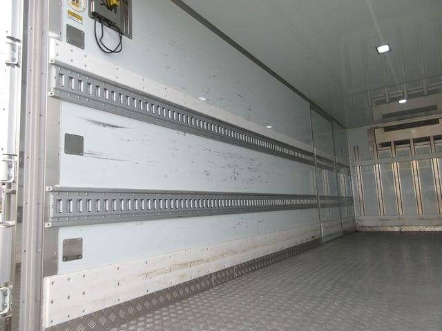 日野レンジャー冷凍車（冷蔵車）中型（4t）[写真17]