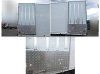 日野レンジャー冷凍車（冷蔵車）中型（4t）[写真21]