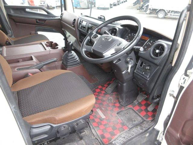 日野レンジャー冷凍車（冷蔵車）中型（4t）[写真31]