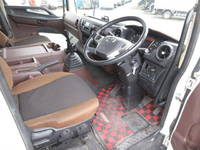 日野レンジャー冷凍車（冷蔵車）中型（4t）[写真32]