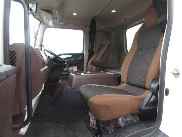 日野レンジャー冷凍車（冷蔵車）中型（4t）[写真32]