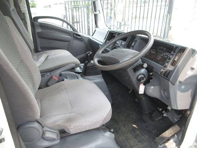 いすゞエルフダブルキャブ（Wキャブ）小型（2t・3t）[写真27]