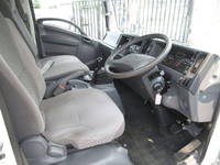 いすゞエルフダブルキャブ（Wキャブ）小型（2t・3t）[写真28]