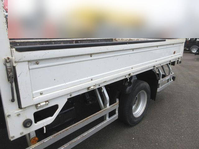 いすゞエルフダブルキャブ（Wキャブ）小型（2t・3t）[写真09]