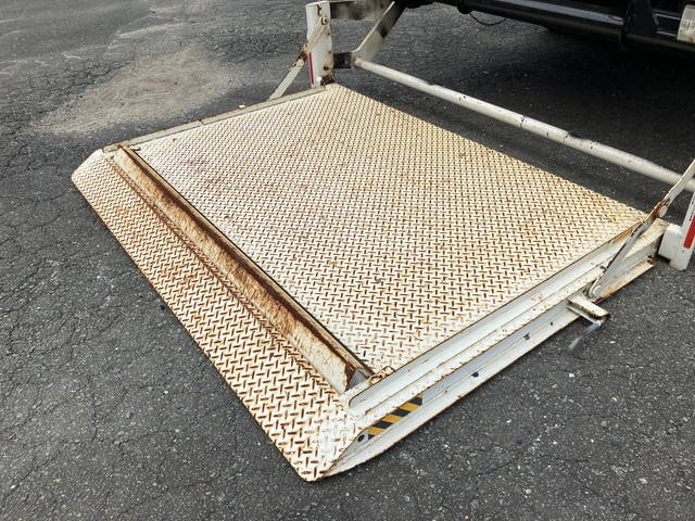 日野デュトロダブルキャブ（Wキャブ）小型（2t・3t）[写真15]