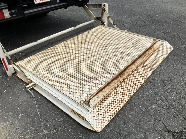 日野デュトロダブルキャブ（Wキャブ）小型（2t・3t）[写真16]