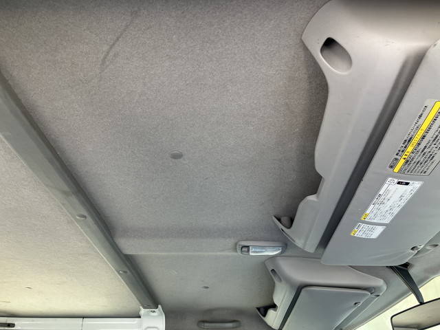 日野デュトロダブルキャブ（Wキャブ）小型（2t・3t）[写真31]