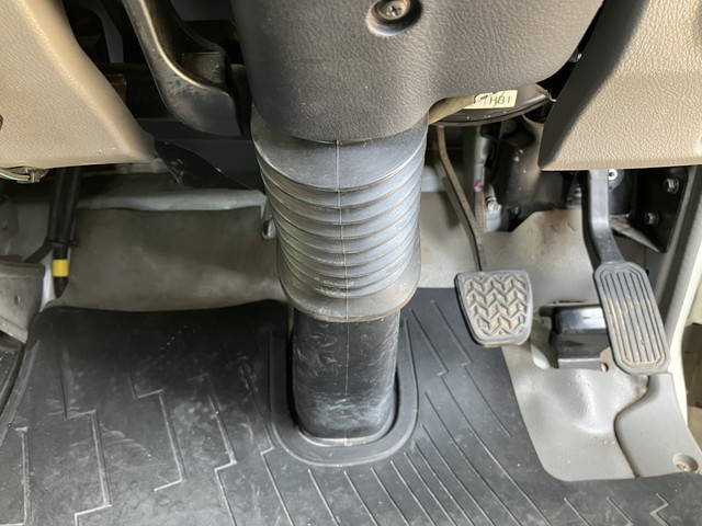 日野デュトロダブルキャブ（Wキャブ）小型（2t・3t）[写真36]