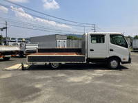 日野デュトロダブルキャブ（Wキャブ）小型（2t・3t）[写真07]