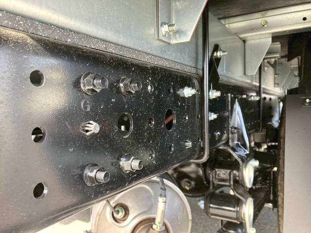 三菱ふそうキャンターアルミバン小型（2t・3t）[写真16]