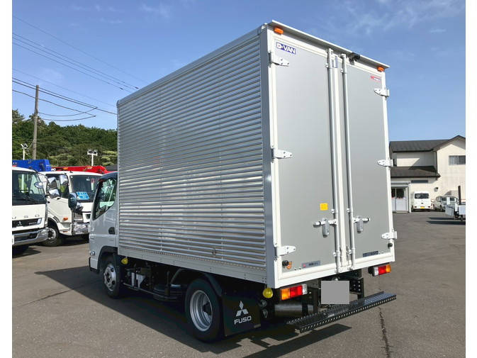 三菱ふそうキャンターアルミバン小型（2t・3t）[写真02]