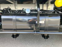 三菱ふそうキャンターアルミバン小型（2t・3t）[写真20]