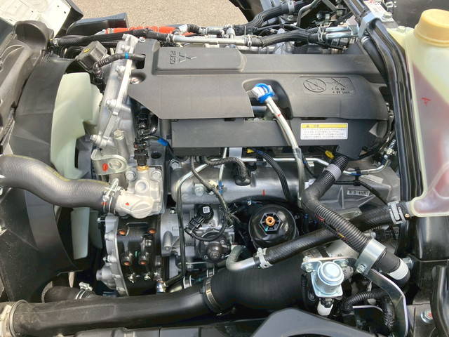 三菱ふそうキャンターアルミバン小型（2t・3t）[写真23]