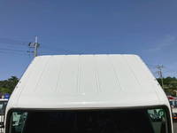 三菱ふそうキャンターアルミバン小型（2t・3t）[写真09]