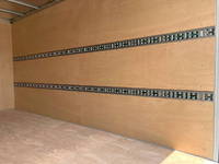 三菱ふそうキャンターアルミバン小型（2t・3t）[写真11]