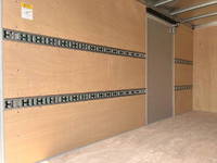 三菱ふそうキャンターアルミバン小型（2t・3t）[写真13]