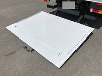 三菱ふそうキャンターアルミバン小型（2t・3t）[写真15]