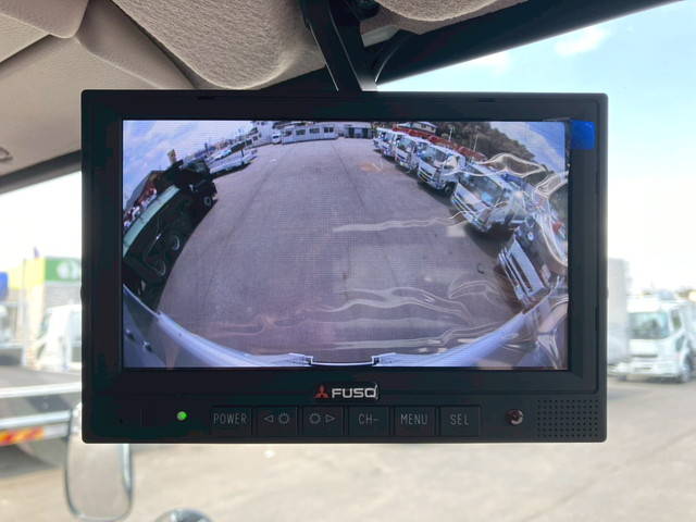 三菱ふそうキャンターアルミバン小型（2t・3t）[写真27]