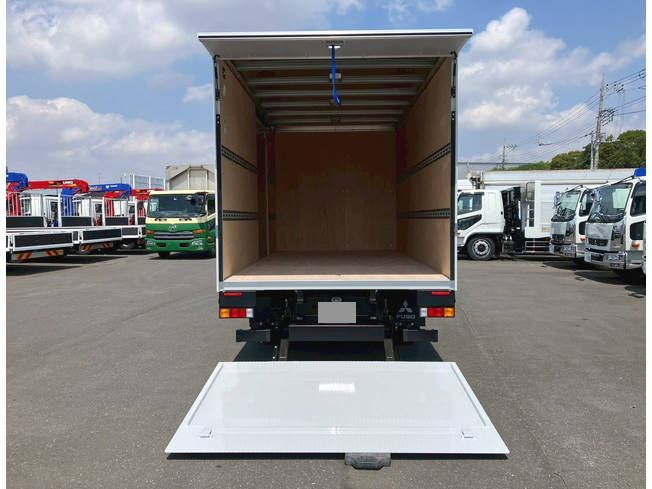 三菱ふそうキャンターアルミバン小型（2t・3t）[写真06]