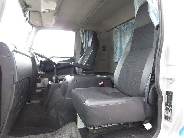 三菱ふそうファイターアルミブロック増トン（6t・8t）[写真32]