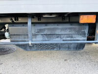 いすゞエルフ冷凍車（冷蔵車）小型（2t・3t）[写真19]