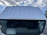 いすゞエルフ冷凍車（冷蔵車）小型（2t・3t）[写真23]