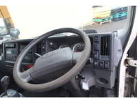 いすゞエルフ冷凍車（冷蔵車）小型（2t・3t）[写真25]