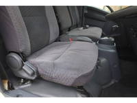 いすゞエルフ冷凍車（冷蔵車）小型（2t・3t）[写真27]