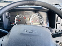 いすゞエルフ冷凍車（冷蔵車）小型（2t・3t）[写真32]