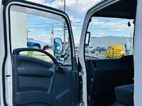 いすゞエルフ冷凍車（冷蔵車）小型（2t・3t）[写真37]